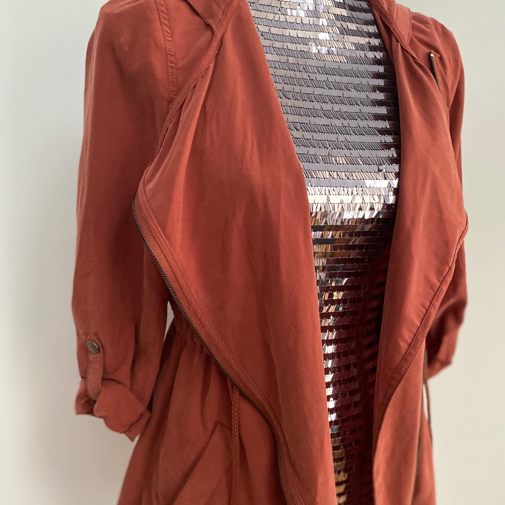 Divided Rust Jacket with Hood - Picture 2 of 12